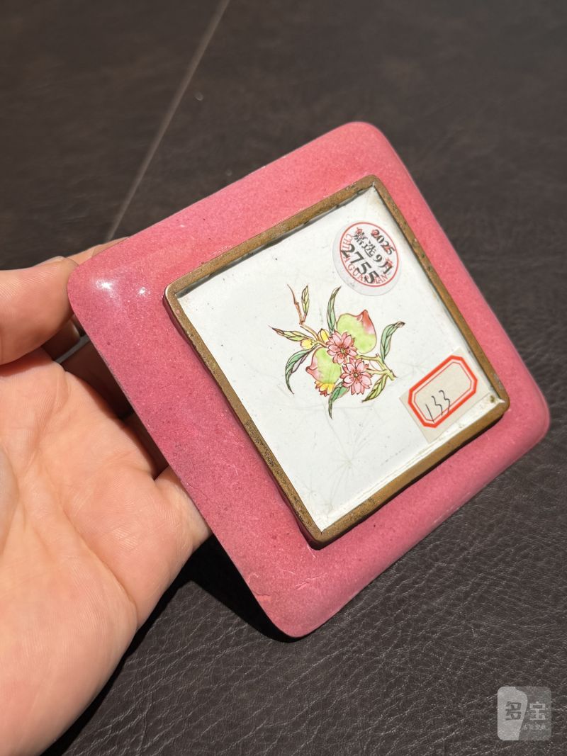 清乾隆 铜胎画珐琅花虫纹方盘 - 图10